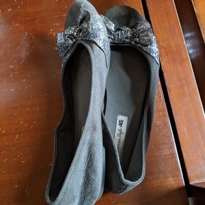 American Eagle Outfitters Shoes - American Eagle Flats with bow American Eagle Outfitters Shoes - American Eagle Flats with bow